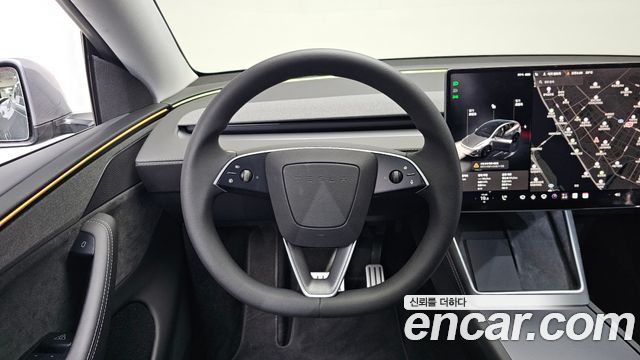 Tesla Model Y Long Range AWD 2025 — фото 17