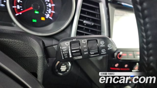 KG Mobility (SsangYong) Tivoli Armor VX 2WD 2018 — фото 14