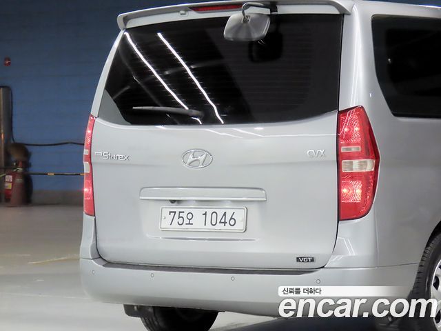 Hyundai Grand Starex 11-Seater Wagon CVX Luxury 2012 — фото 22