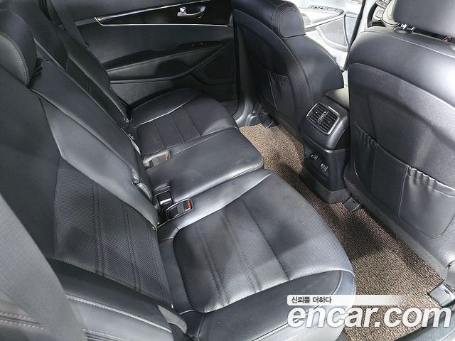 Kia Sorento Gasoline 2.0 Turbo 2WD Prestige 2020 — фото 21