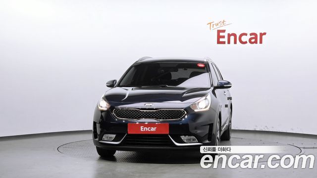 Kia Niro Luxury 2018 — фото 3