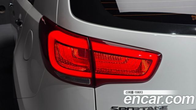 Kia Sportage R Diesel 2WD Prestige 2014 — фото 23