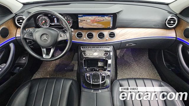 Mercedes-Benz E-Class (W213) E220d 4MATIC Exclusive 2018 — фото 7