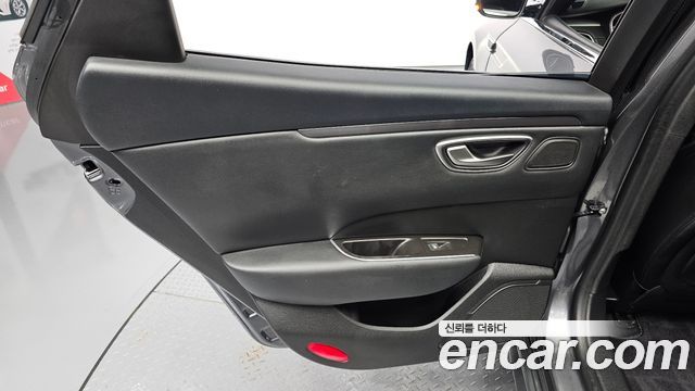 Renault Korea SM6 1.3 TCe Feel 2024 — фото 25