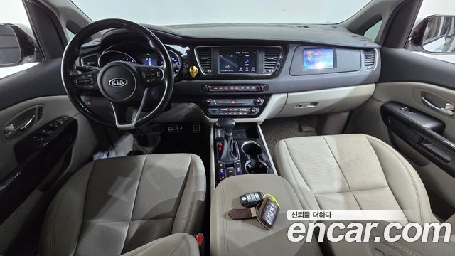 Kia Carnival 9-Seater Noblesse 2019 — фото 7