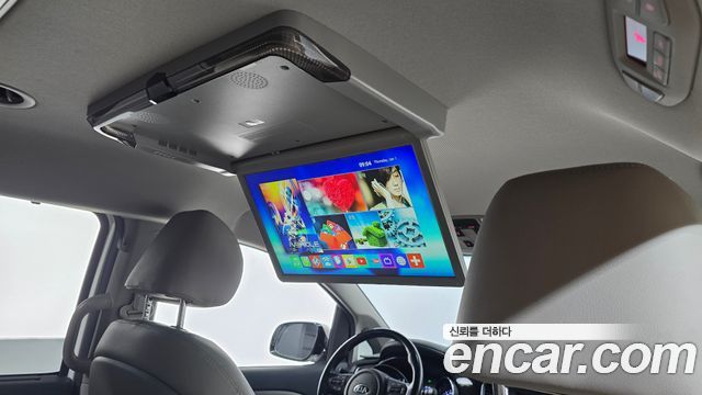 Kia Carnival 9-Seater Noblesse 2019 — фото 18