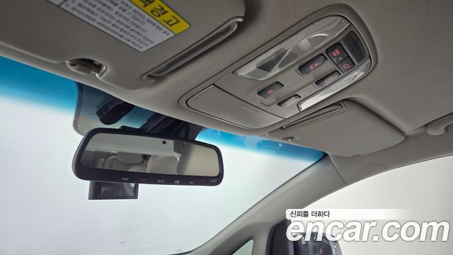 Kia Carnival 9-Seater Noblesse 2019 — фото 28