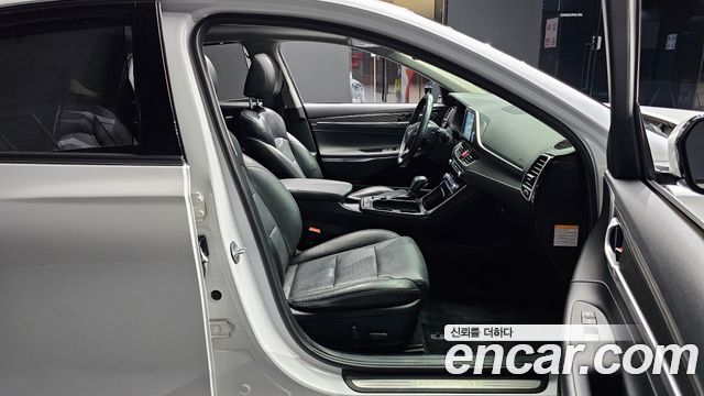 Hyundai Grandeur Hybrid (IG) Exclusive Special 2019 — фото 11