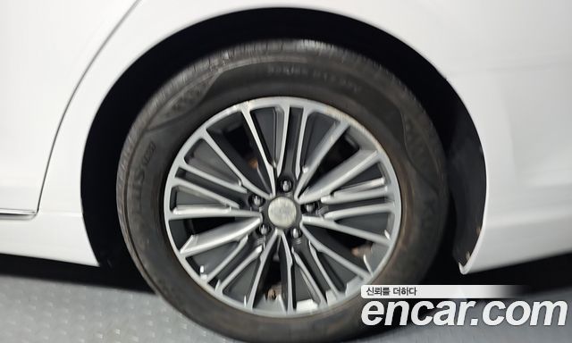 Hyundai Grandeur Hybrid (IG) Exclusive Special 2019 — фото 21