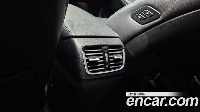 Hyundai Grandeur Hybrid (IG) Exclusive Special 2019 — фото 31