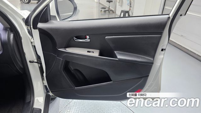 Kia Sportage R Diesel 2WD Prestige 2014 — фото 25