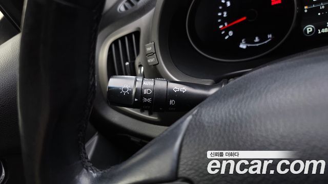 Kia Sportage R Diesel 2WD Prestige 2014 — фото 32