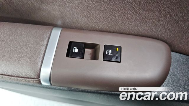 Hyundai Grandeur (GN7) 3.5 LPG 2WD Premium 2023 — фото 15
