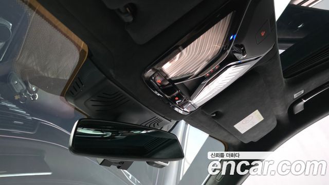 BMW 7 Series (G11) 745e iPerformance Design Pure Excellence 2022 — фото 32