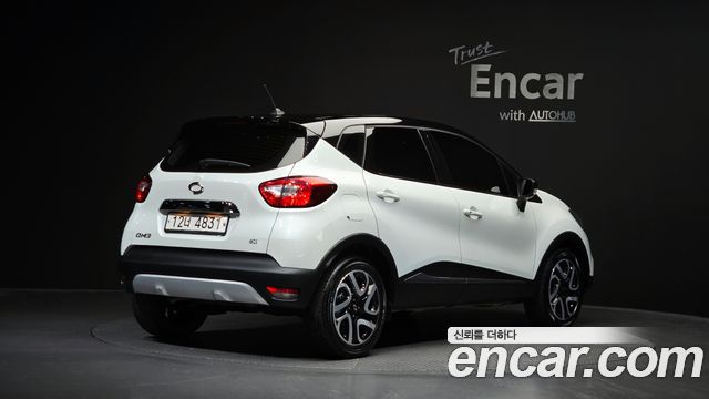 Renault Korea QM3 RE Signature 2017 — фото 2