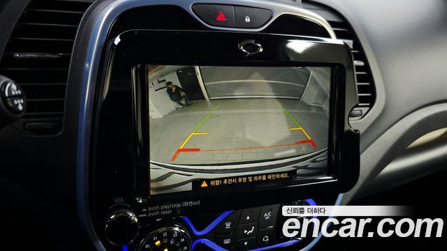 Renault Korea QM3 RE Signature 2017 — фото 14