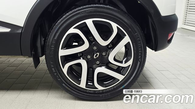 Renault Korea QM3 RE Signature 2017 — фото 21