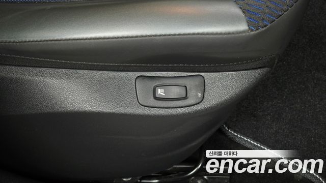 Renault Korea QM3 RE Signature 2017 — фото 28
