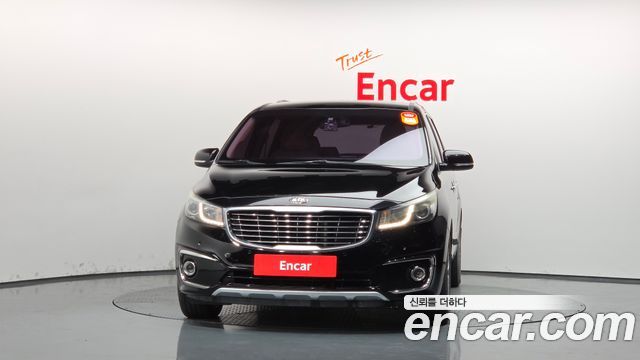Kia Carnival 9-seater Prestige 2015 — фото 3
