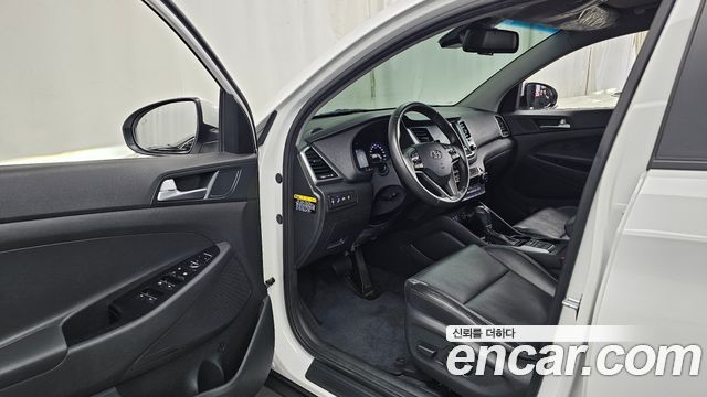 Hyundai Tucson Diesel 2.0 2WD Premium 2018 — фото 10