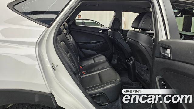 Hyundai Tucson Diesel 2.0 2WD Premium 2018 — фото 12