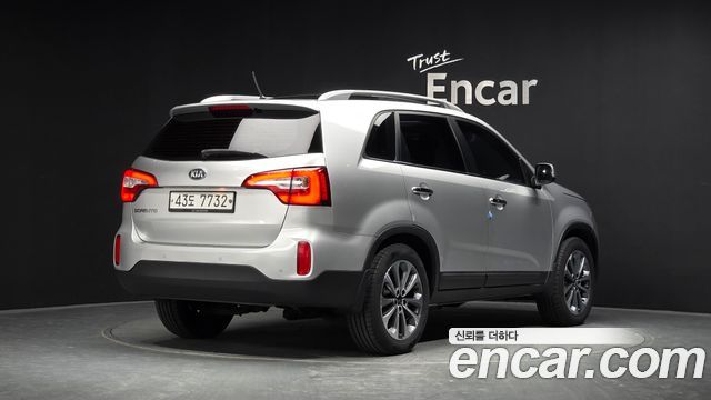 Kia Sorento R Diesel 2.0 2WD TLX Special 2013 — фото 2