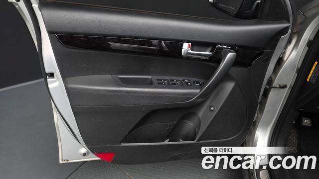 Kia Sorento R Diesel 2.0 2WD TLX Special 2013 — фото 24