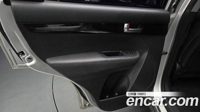 Kia Sorento R Diesel 2.0 2WD TLX Special 2013 — фото 25