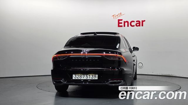 Hyundai Grandeur (IG) 3.0 LPi Rent Car Modern 2022 — фото 4