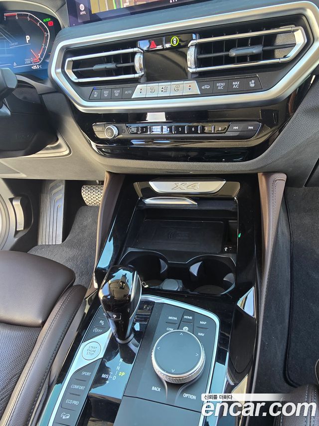 BMW X4 (G02) xDrive20i xLine 2024 — фото 7