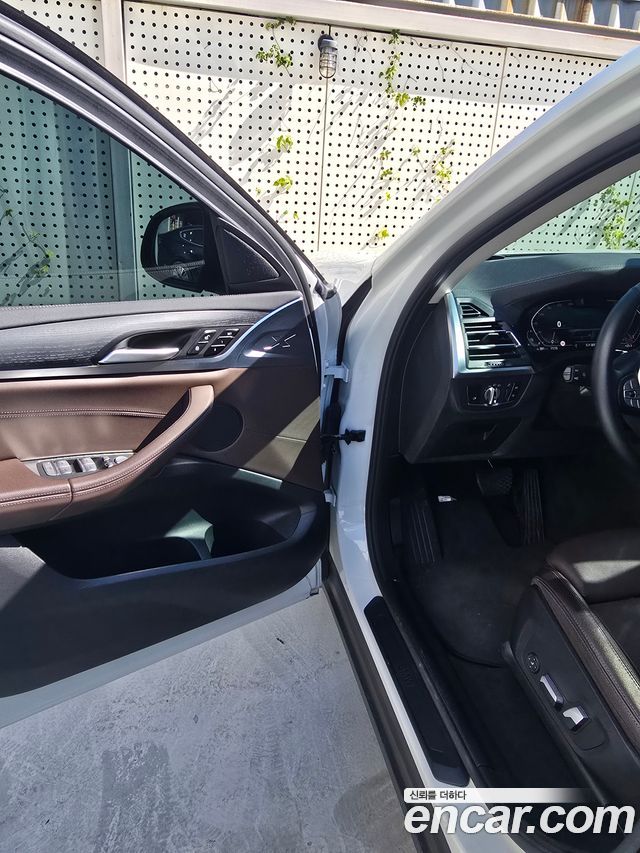 BMW X4 (G02) xDrive20i xLine 2024 — фото 10