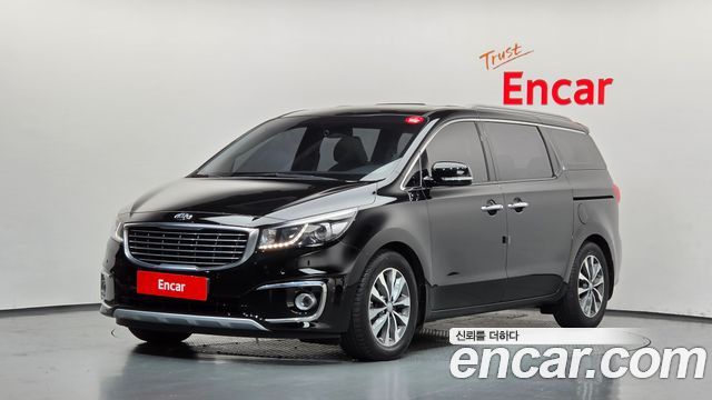 Kia Carnival 9-seater Luxury