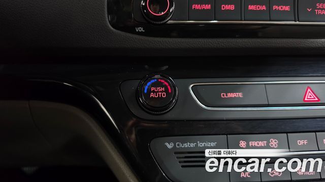 Kia Carnival 9-seater Luxury 2016 — фото 27