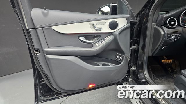 Mercedes-Benz GLC-Class (X253) GLC300e 4MATIC 2021 — фото 24