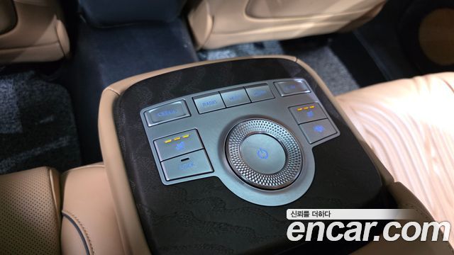 Genesis G80 (RG3) Gasoline 2.5 Turbo AWD 2022 — фото 18