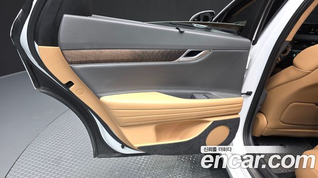 Genesis G80 (RG3) Gasoline 2.5 Turbo AWD 2022 — фото 25