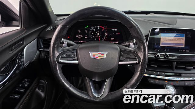 Cadillac CT4 2.0 Sport 2021 — фото 13