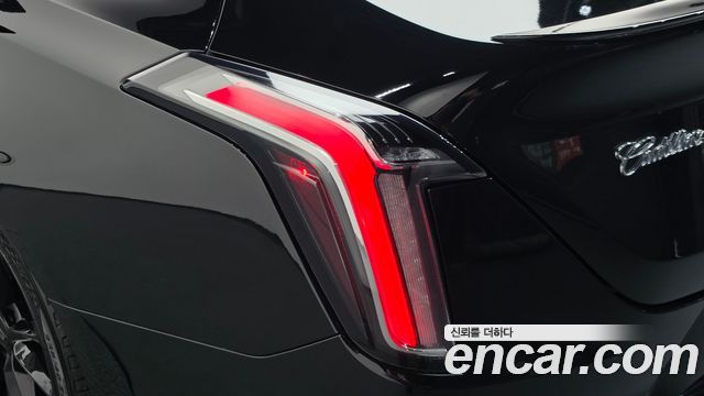 Cadillac CT4 2.0 Sport 2021 — фото 23