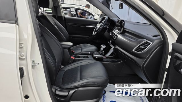 Kia Seltos Gasoline 1.6 Turbo 2WD Prestige 2020 — фото 11