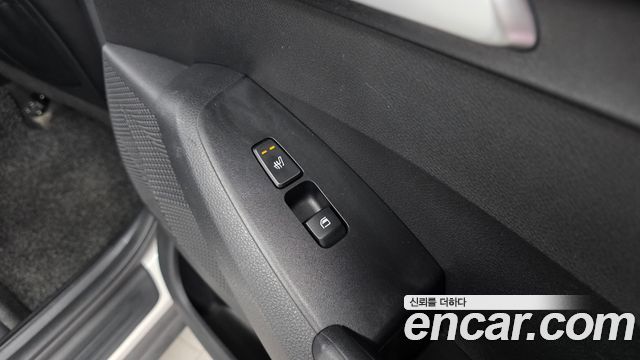 Kia Seltos Gasoline 1.6 Turbo 2WD Prestige 2020 — фото 19