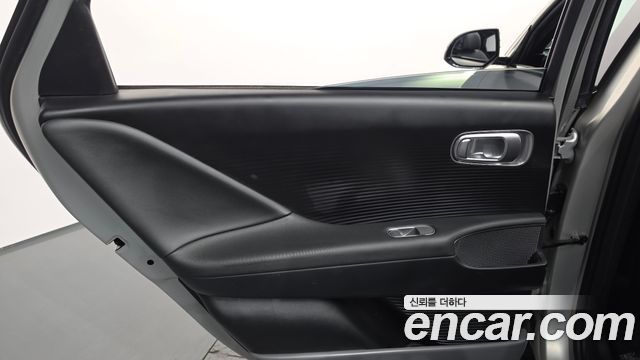Hyundai Ioniq 6 Long Range Exclusive + 2023 — фото 31
