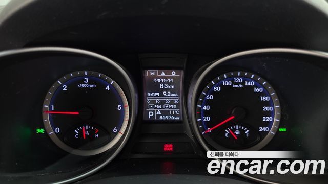 Hyundai Santa Fe (DM) Diesel(e-VGT) 2.0 2WD Premium 2013 — фото 8