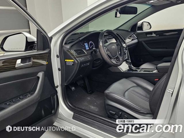Hyundai Sonata (LF) 2.0 Smart 2016 — фото 15