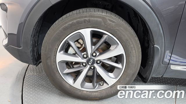 Kia Sorento Diesel 2.0 2WD Luxury 2020 — фото 5