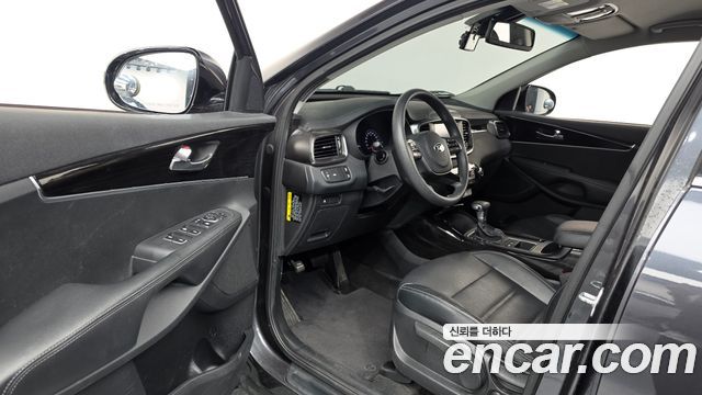 Kia Sorento Diesel 2.0 2WD Luxury 2020 — фото 10