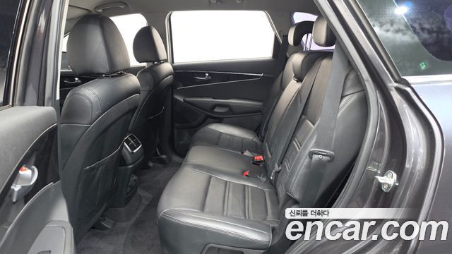 Kia Sorento Diesel 2.0 2WD Luxury 2020 — фото 11