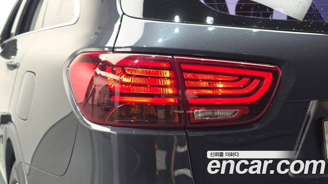 Kia Sorento Diesel 2.0 2WD Luxury 2020 — фото 23