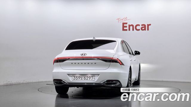 Hyundai Grandeur (IG) 2.5 Premium 2022 — фото 4
