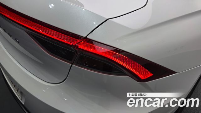 Hyundai Grandeur (IG) 2.5 Premium 2022 — фото 23