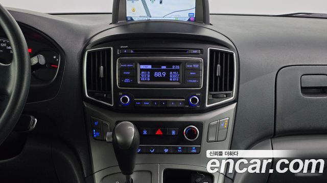 Hyundai Grand Starex 5-Seater VAN Modern 2017 — фото 14